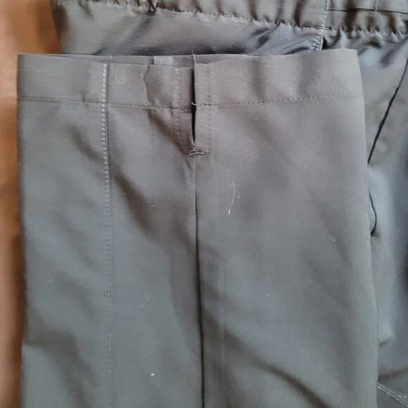 Black Scrubs Size Large - Picture 4 of 7